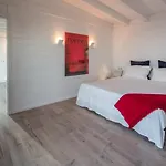 Just Be 4*