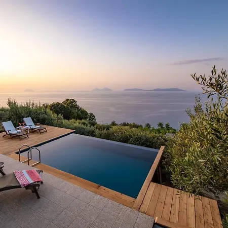 Alojamento de Acomodação e Pequeno-almoço Just Be 4*