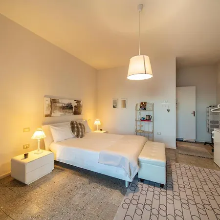 Just Be 皮拉伊诺