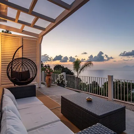 Just Be Bed & Breakfast Piraino