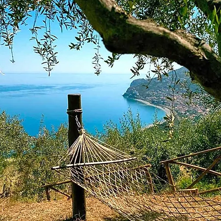 Just Be&b Piraino