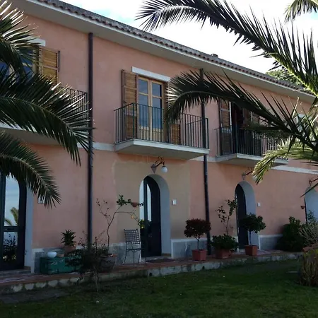 Bed & Breakfast Just Be Piraino